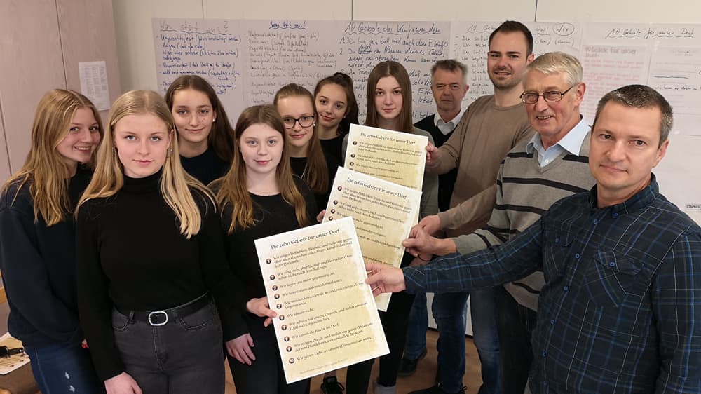 Zehn neue Gebote für das Dorf