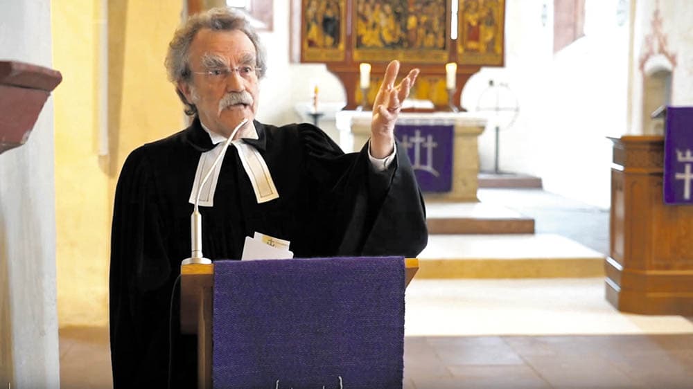 Aus dem Garten auf die Kanzel