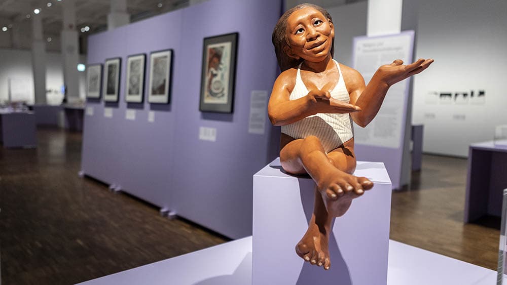 Blitzsymbol und Schlangentanz