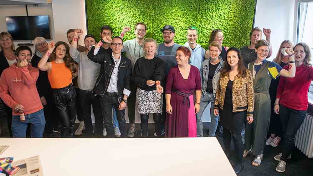 Die Kirchenbank kommt von Ebay