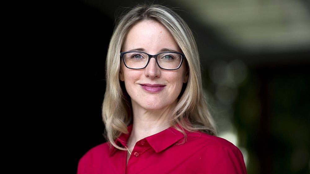 Ethikratschefin: Transparenz bei KI in Medien “extrem wichtig”