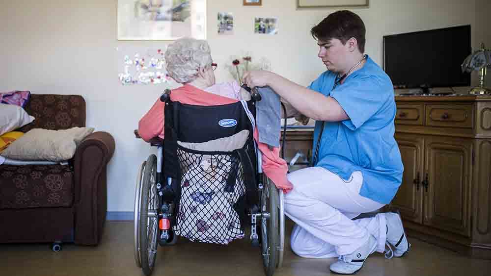 Ausbildungsberufe: Pflegekräfte verdienen überdurchschnittlich