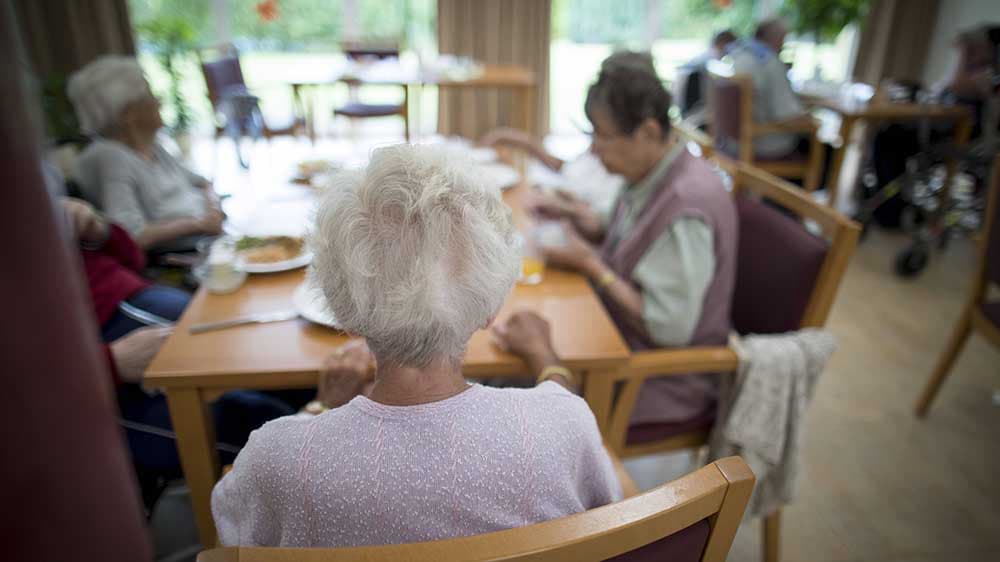 Caritas: Lebenszeit in Pflegeeinrichtungen immer kürzer