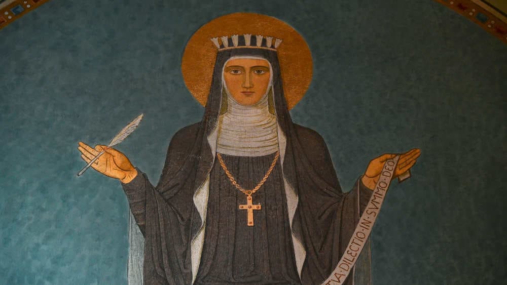 Hildegard von Bingen: Mit Dinkel und Zimt gegen die Kälte