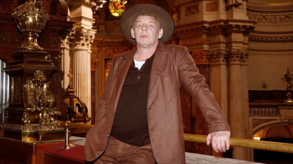 Schauspieler Ben Becker: Kirche und Theater sind “heilige Orte”