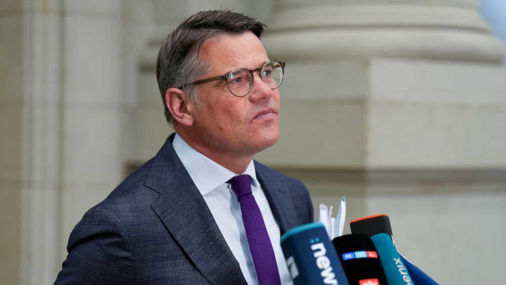 Rhein kann Kritik der Kirchen an Unionsparteien nicht verstehen