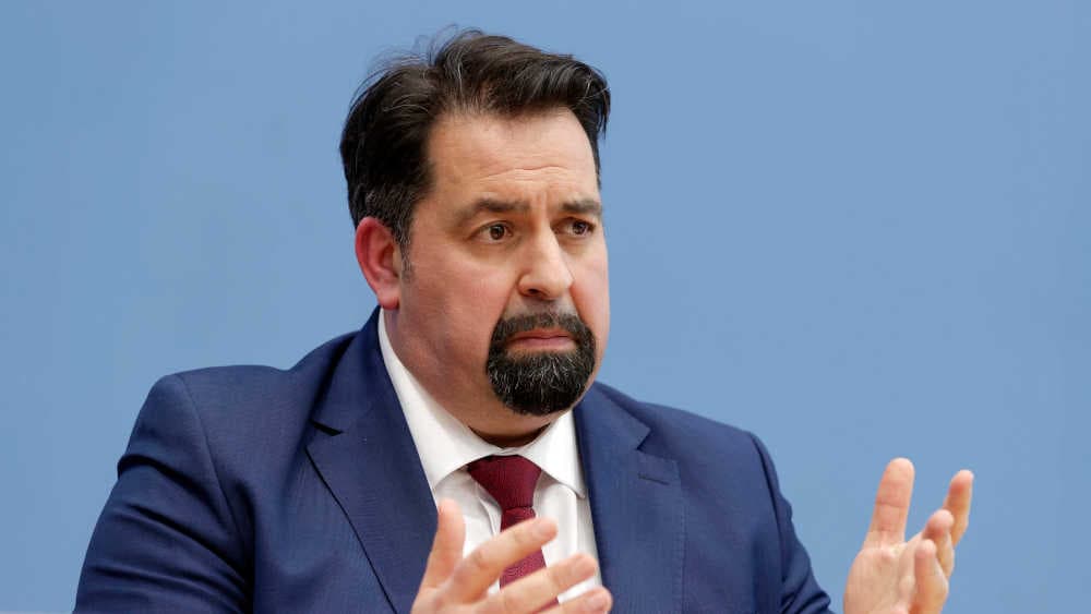 Mazyek drängt auf Militärseelsorge für muslimische Soldaten