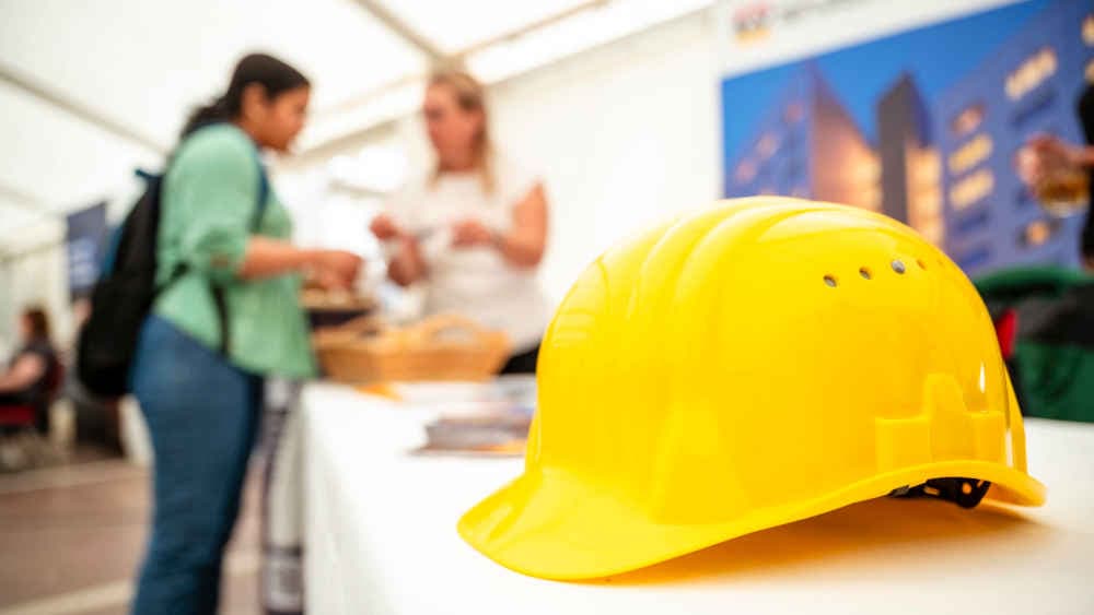 Ziel Klimaneutralität: Nötige Fachkräfte fehlen schon jetzt