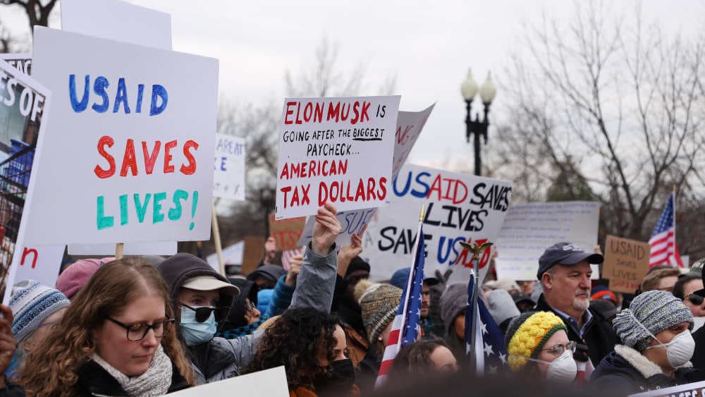 Entwicklungshilfe-Stopp: Trump beurlaubt USAID-Beschäftigte