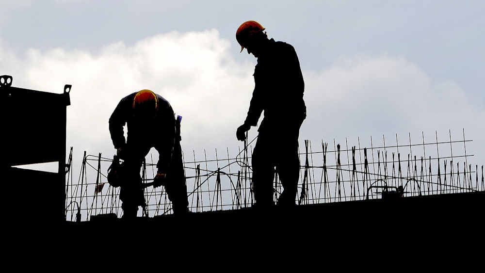 Zahl der Erwerbstätigen 2025 fast unverändert