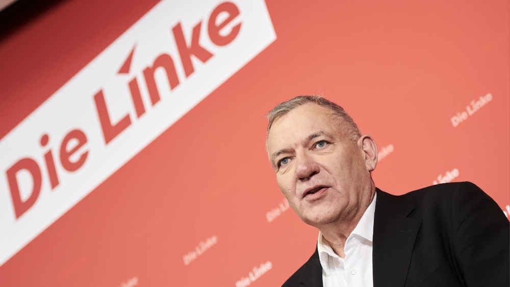 Linken-Chef van Aken: “Werte wie Nächstenliebe haben mich geprägt”