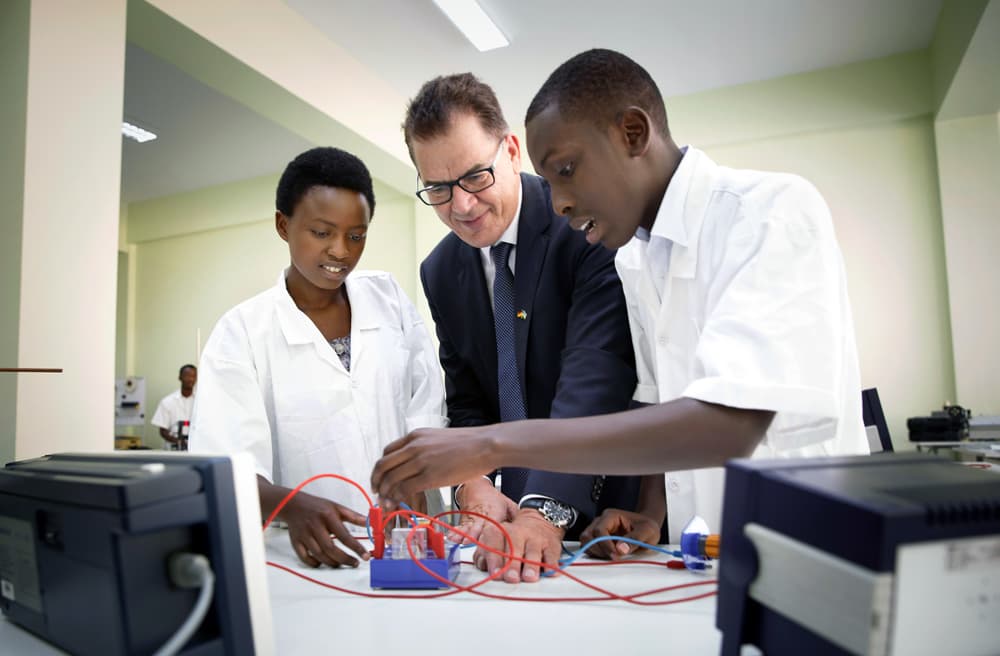 Gerichtshof erlaubt Integrationsprüfung für Flüchtlinge