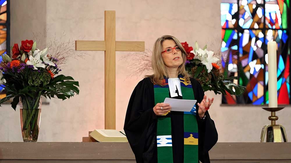 Polens lutherische Kirche erlaubt Ordination von Frauen