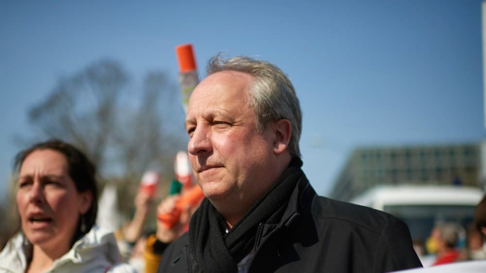 Bischof Stäblein setzt sich für zum Tode verurteilten Iraner ein