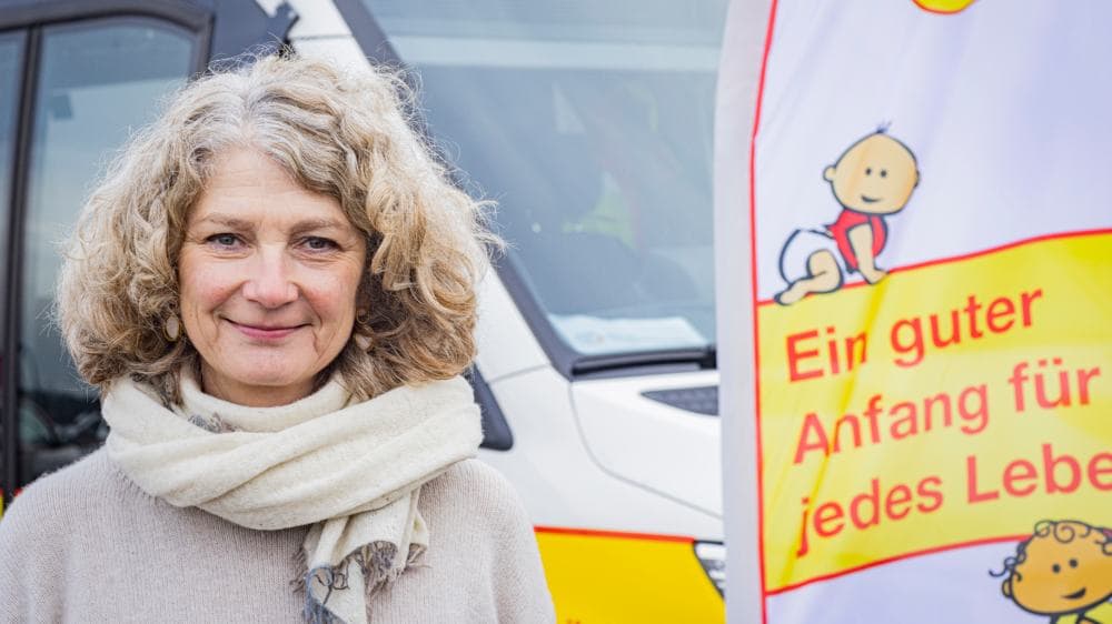 Sprechstunde am Einkaufszentrum: Das Hebammen-Mobil hilft Schwangeren in Not