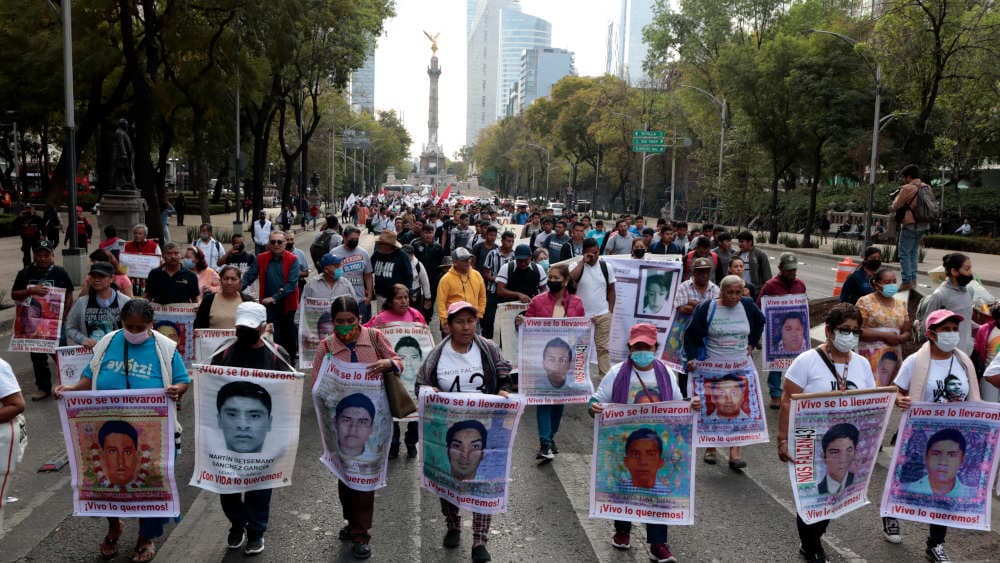 Mexiko: Justiz verhaftet 16 Militärs wegen verschwundener Studenten