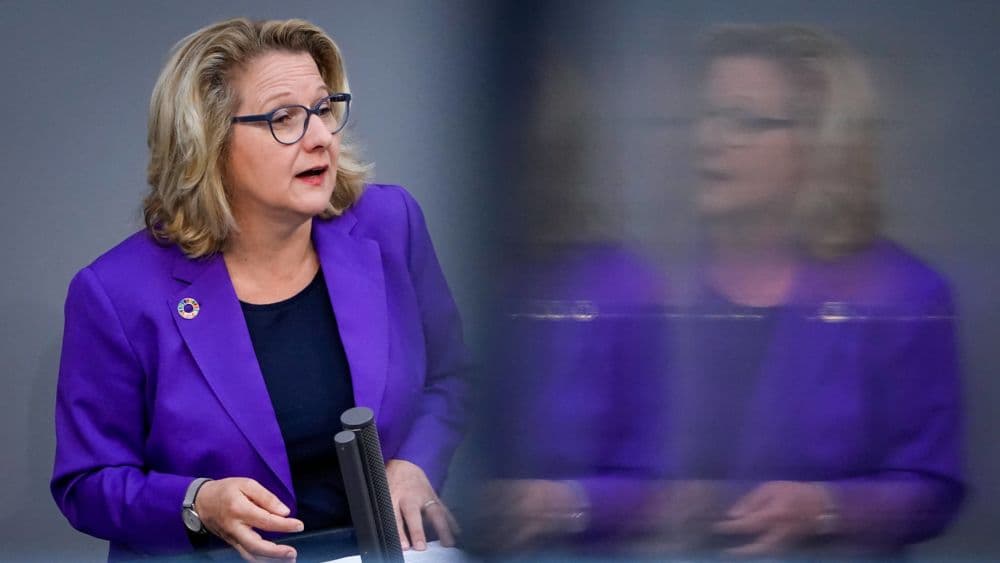 Ministerin Schulze: Sicherheitspolitik geht nur mit Entwicklungshilfe