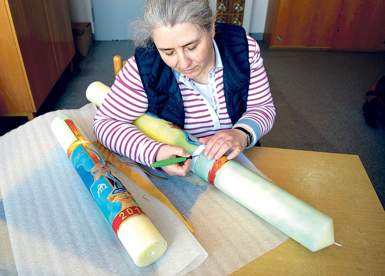 Osterhoffnung auf der Kerze