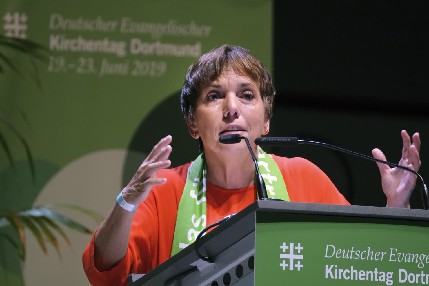 Käßmann rechtfertigt finanziellen Aufwand für Kirchentage