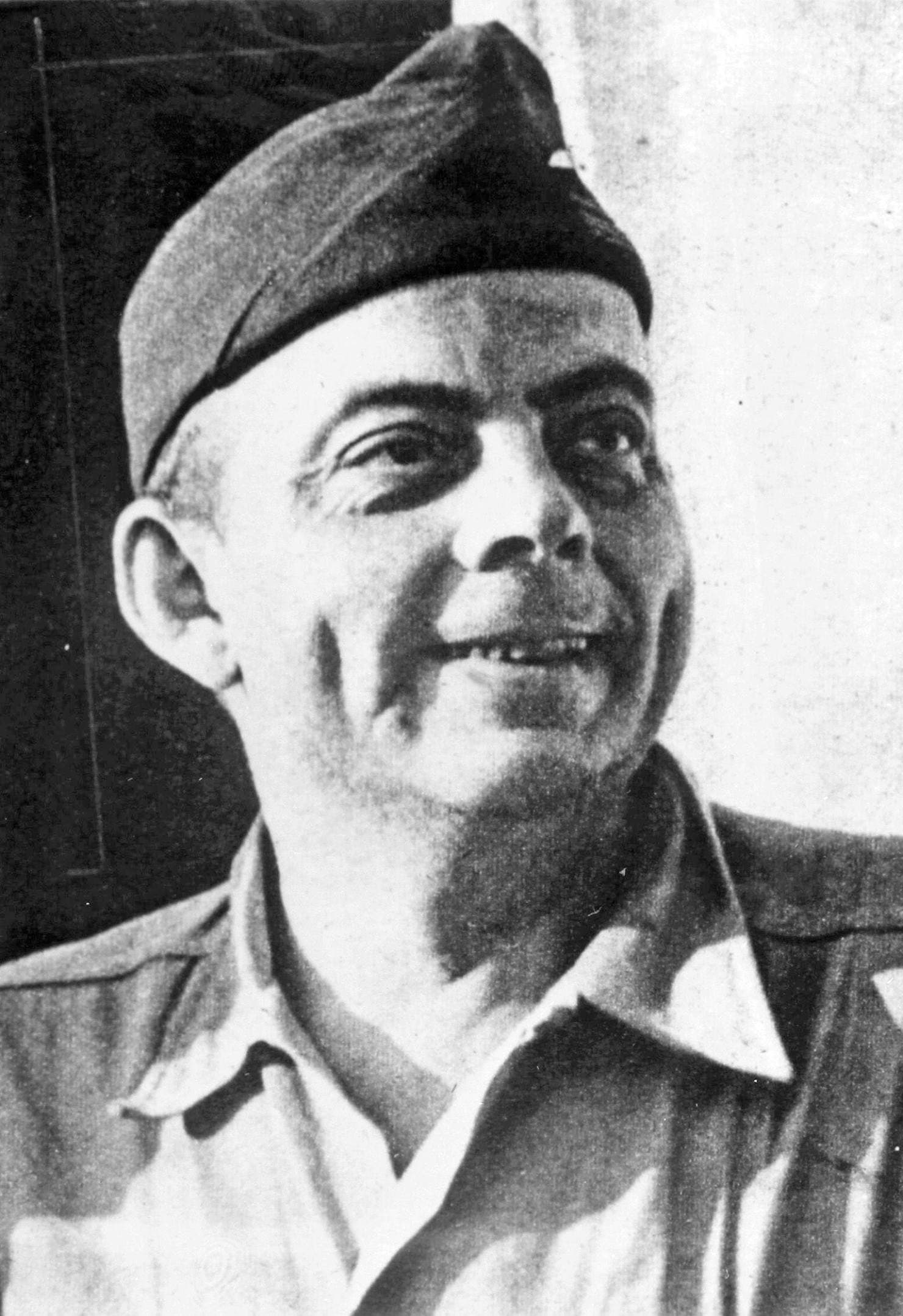 Pilot mit Friedensbotschaft