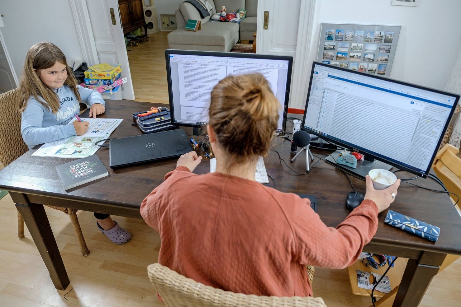 Psychologe: Eltern sollten Ansprüche in Corona-Krise senken