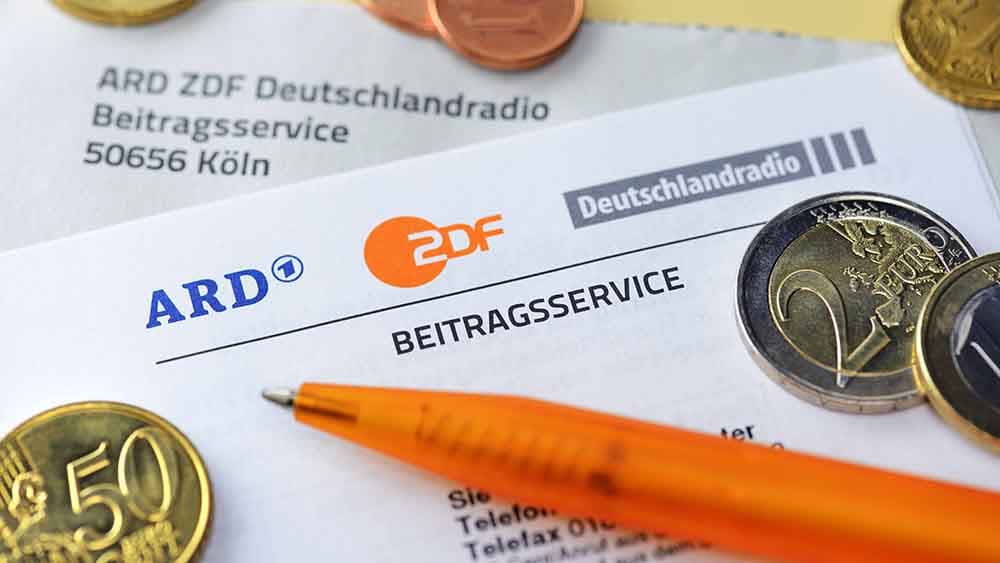 Medienforscher Schulz: Höherer Rundfunkbeitrag ist nötig