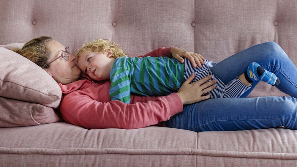 Stiftung: Alleinerziehende Mütter besonders von Armut bedroht