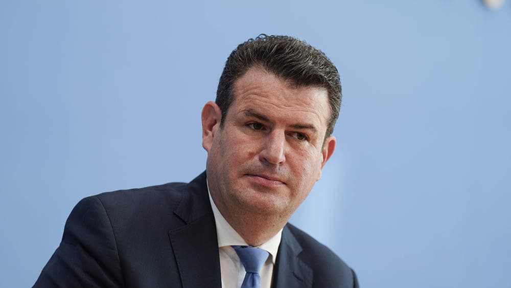 Heil gegen eingeschränkte Lohnfortzahlung im Krankheitsfall