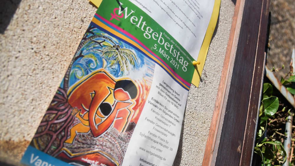 Schweizer Frauen halten zunächst an Weltgebetstagsmaterial fest