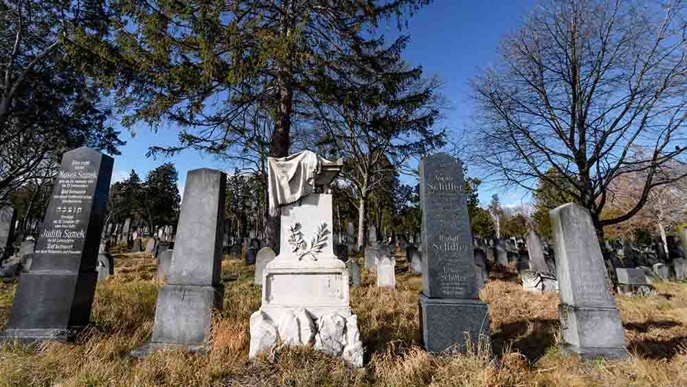Brandanschlag auf jüdischen Teil des Wiener Zentralfriedhofs