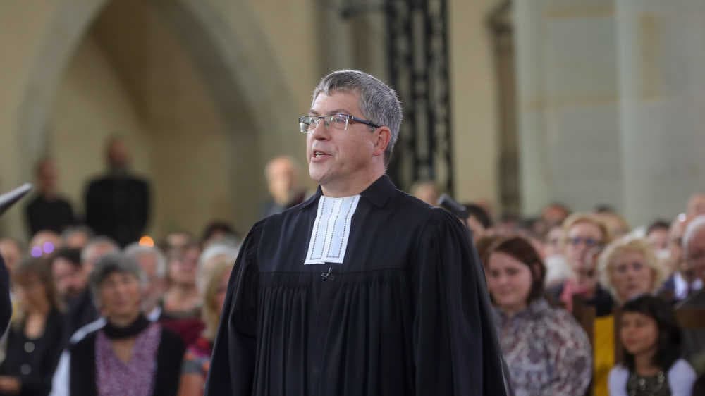 Ukraine-Krieg: Bischof Kramer sieht Kriegsverbrechen auf beiden Seiten