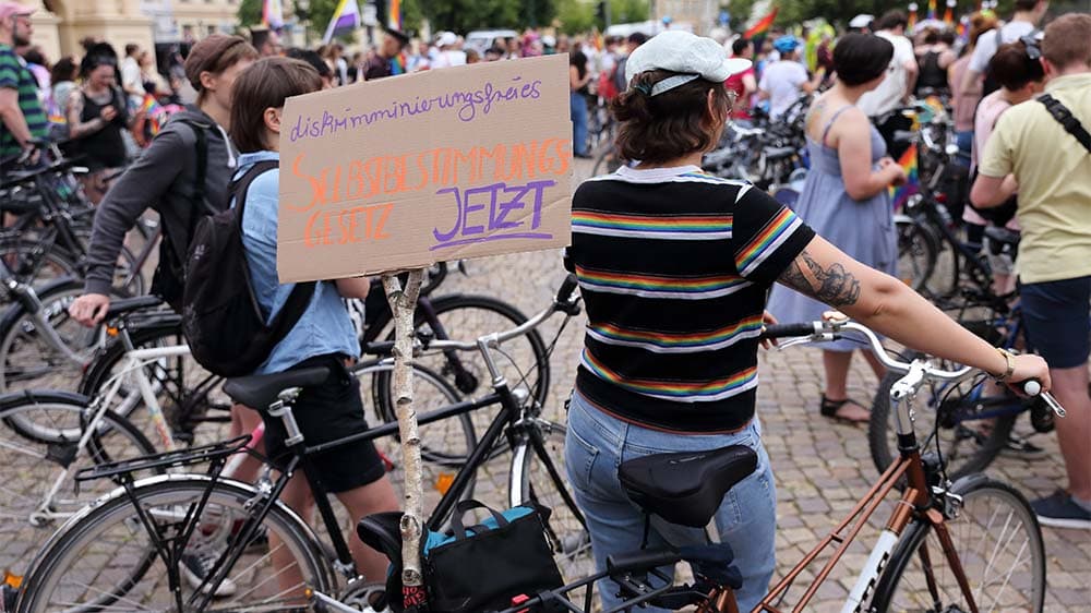 Umfrage: Mehr Zustimmung zum Selbstbestimmungsgesetz