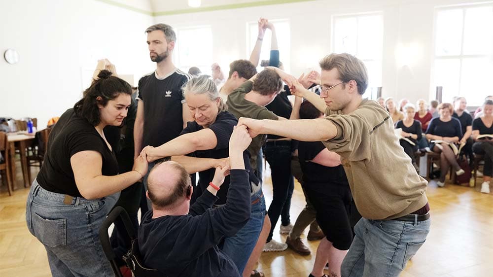 Bach inklusiv: Leipziger Ensemble “Sing & Sign” führt Johannespassion auf