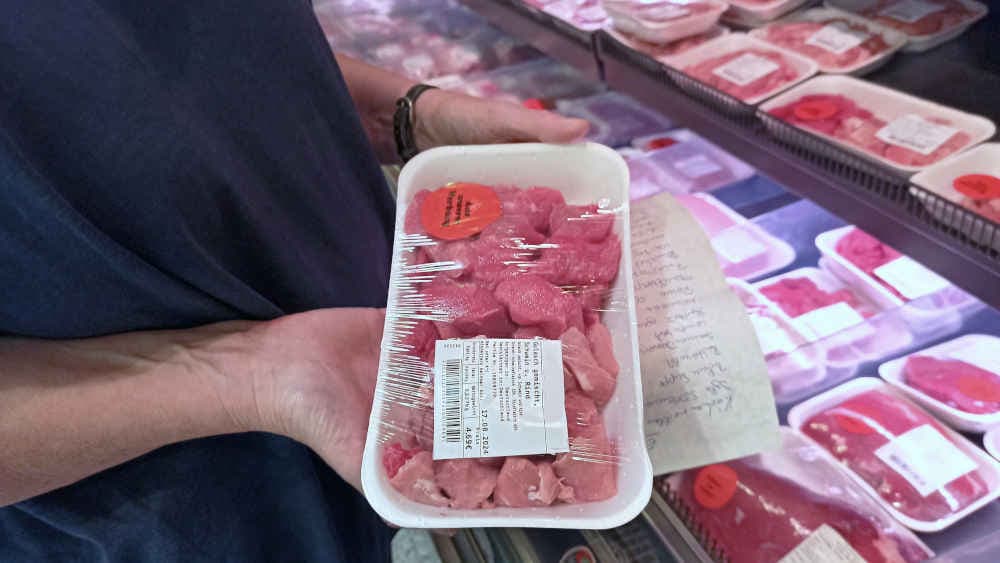 Greenpeace: Immer noch viel Billigfleisch in Supermärkten