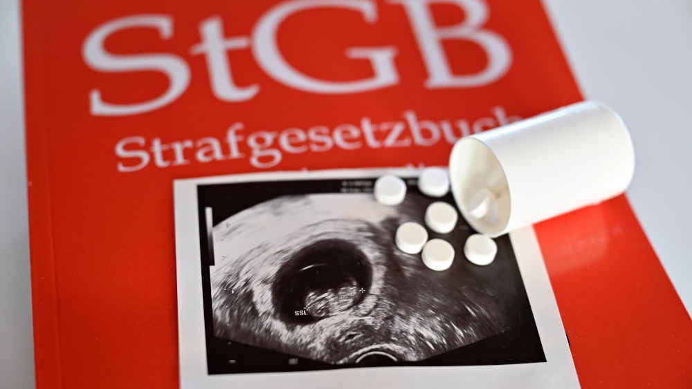 Menschen in Deutschland beim Thema Abtreibung relativ einig