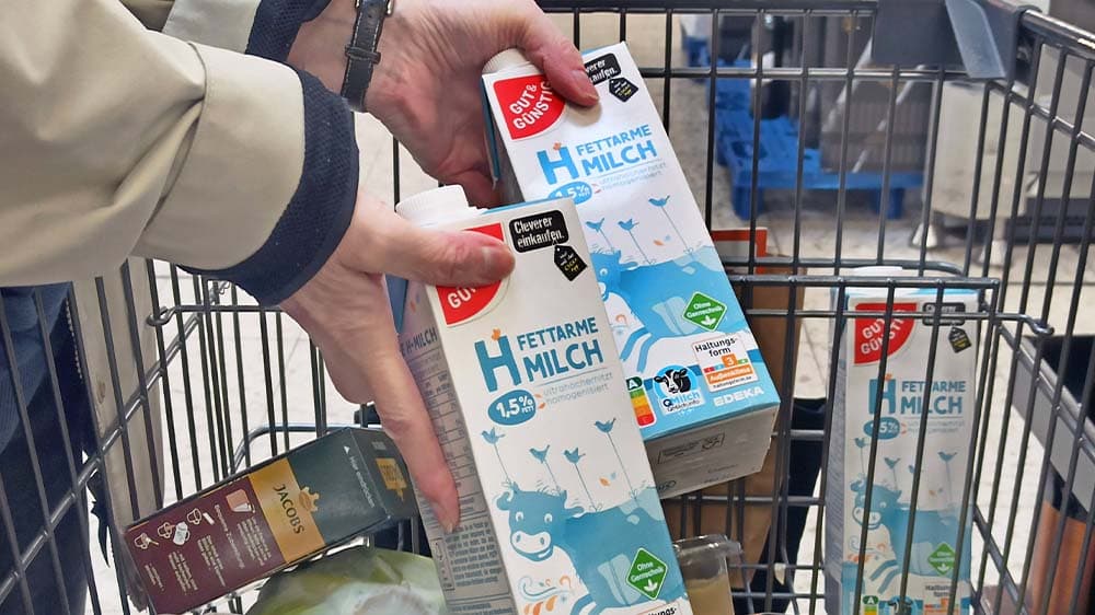 Foodwatch kritisiert Klima-Werbung der Milchindustrie