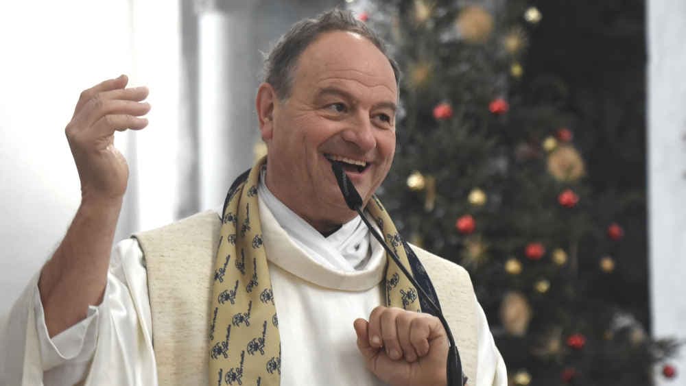 FC-Bayern-Jubiläum: Pfarrer Schießler vermisst Kapelle in Arena