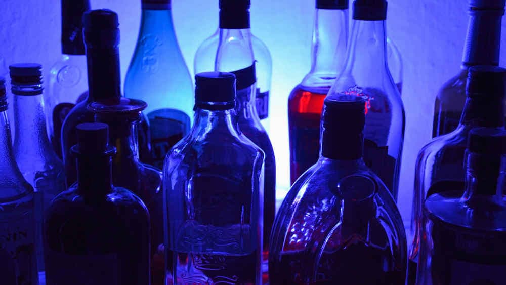 Weniger Krankenhausbehandlungen wegen Alkoholkonsums