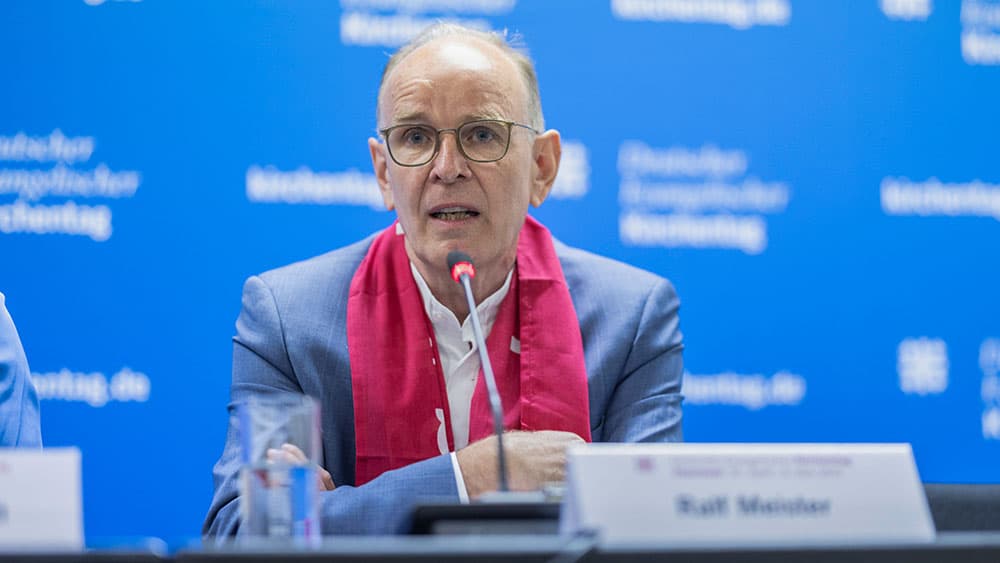 Sexualisierte Gewalt: Meister verteidigt Engagement beim Kirchentag