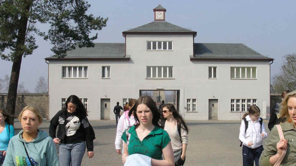 Bundesschülerkonferenz fordert Pflichtbesuche in Gedenkstätten