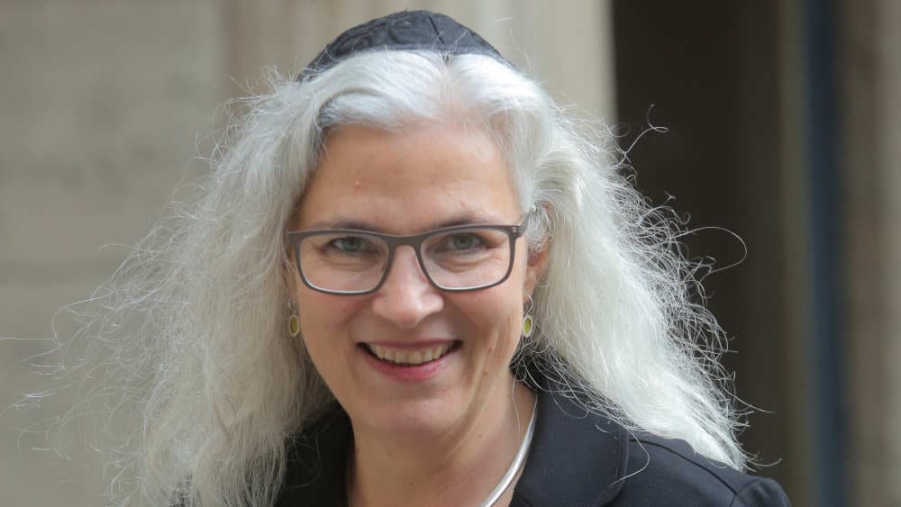 Frauen als Rabbinerinnen: Weg vom Bild “Mann mit Hut”