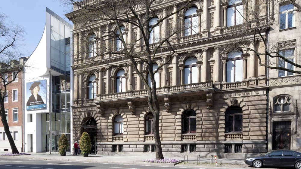 Ausstellung „Praymobil“ blickt auf bewegliche religiöse Kunst