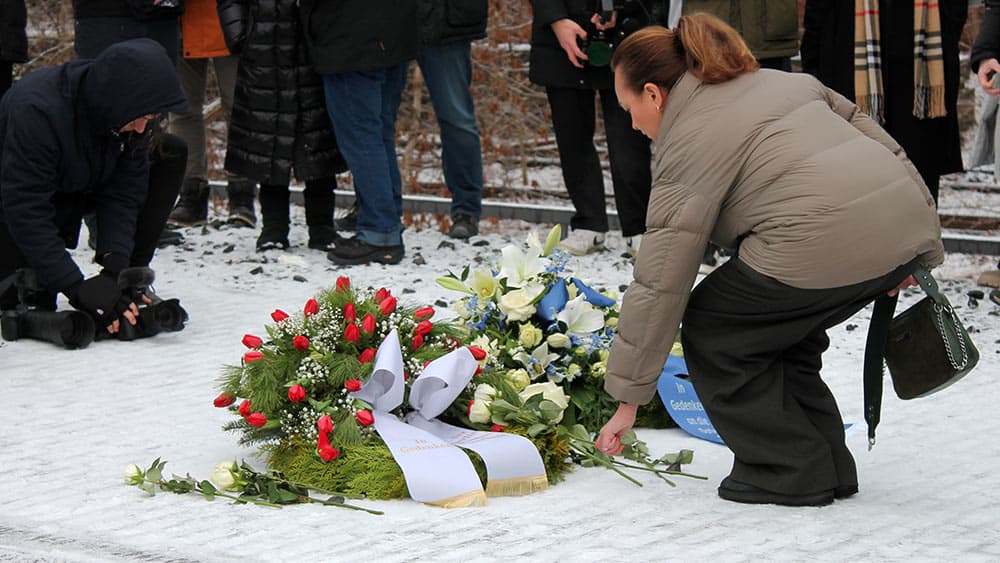 Hertha BSC und Union Berlin gedenken der Holocaust-Opfer