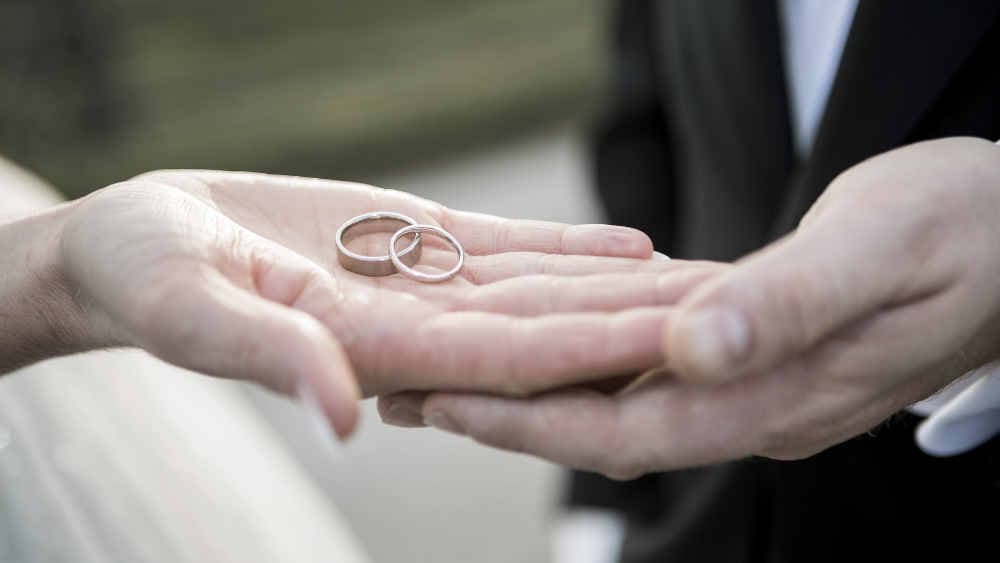 Weniger Paare geben sich Ja-Wort
